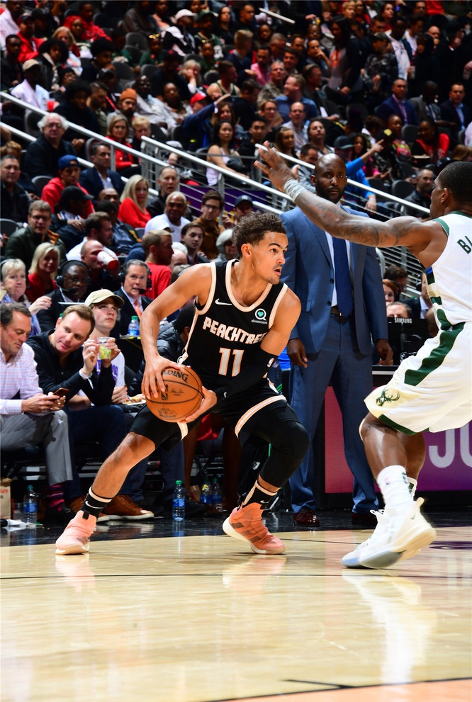 劳塔罗先是 劳塔罗先是