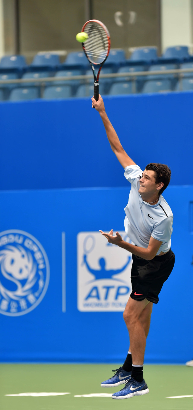 标签叠加的 标签叠加的